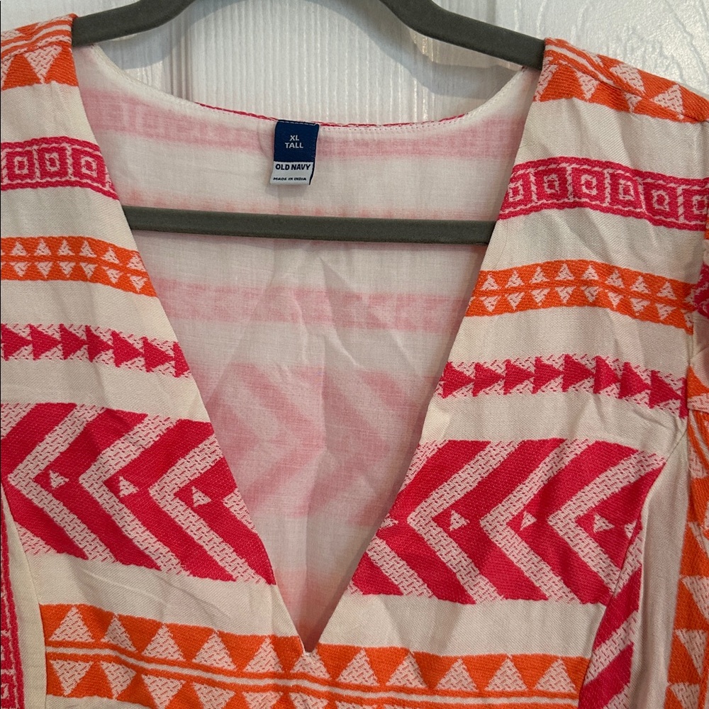 Old Navy Pink & Orange Patterned V-Neck Women’s Dress - Picture 2 of 2